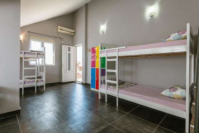 Хостелы Hostel Q Подгорица-26