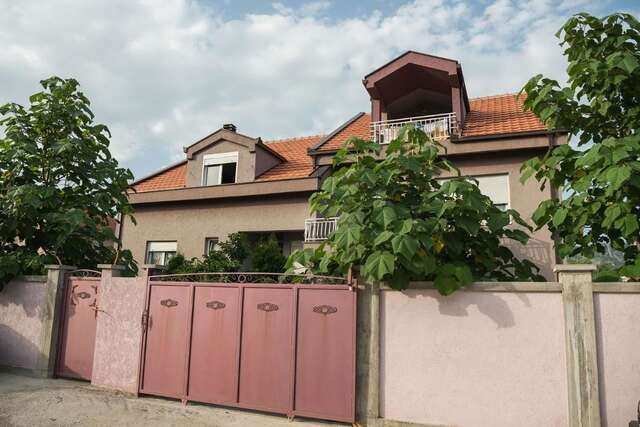 Хостелы Hostel Q Подгорица-29